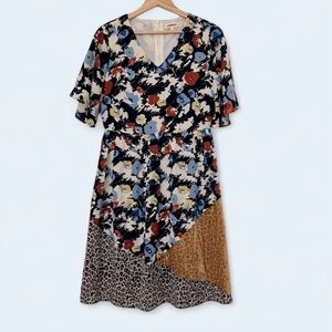 2/$30 Roolee boho midi dress in blue floral mixed material Size Small